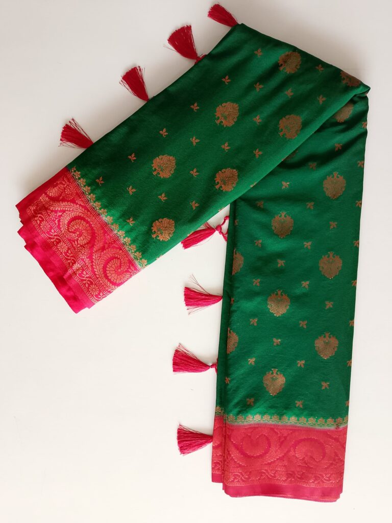 Graceful Bangalore Silk Saree for Festive