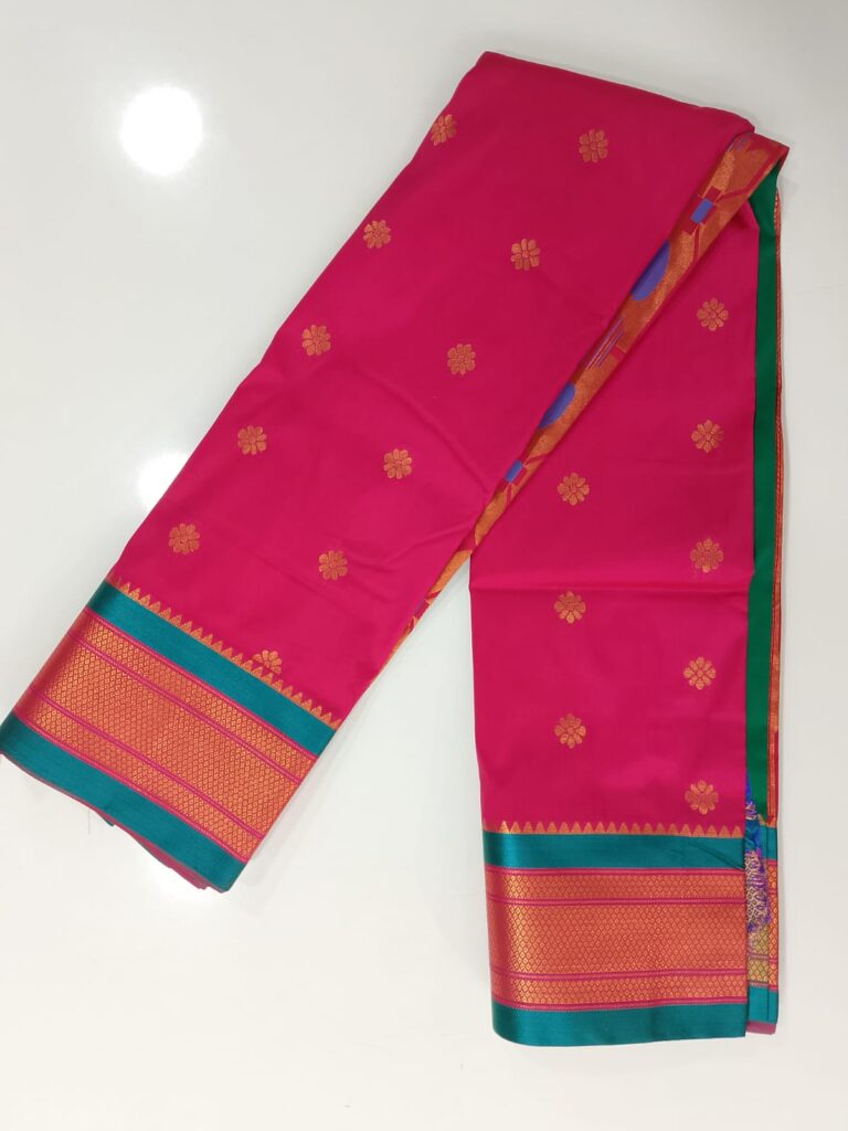 Graceful Bangalore Silk Saree-Juss Apparels