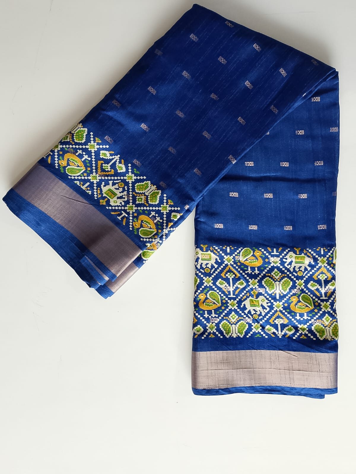 Elegant Bangalore Silk Saree for FestiveGlam