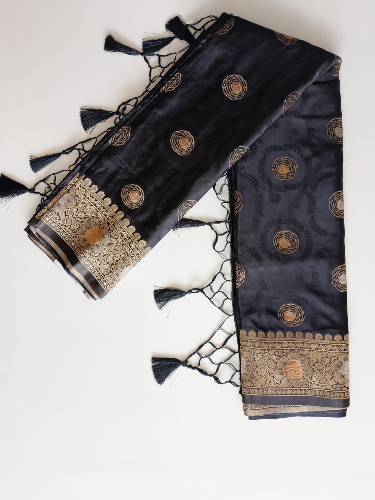Elegant Bangalore Silk Saree in Black& Gold
