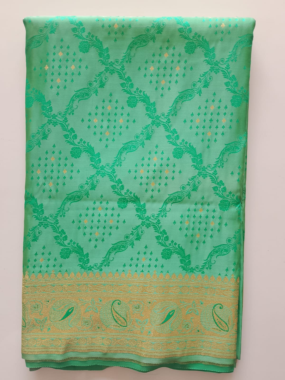 Banarasi Bridal Saree – Luxurious Handloom Silk Saree for Wedding | Juss  Apparels