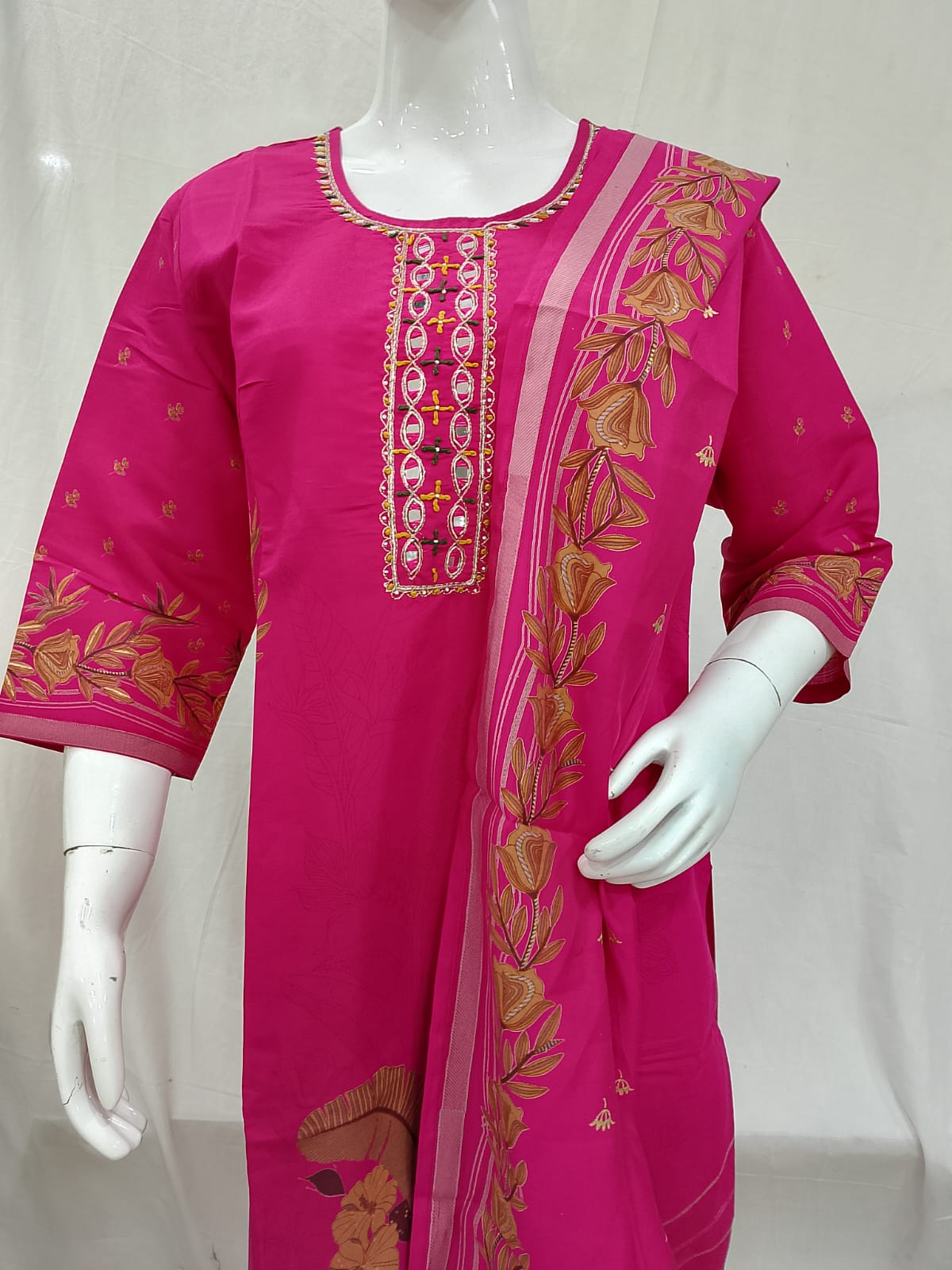 Stylish Daily & Festive Wear Kurti Set