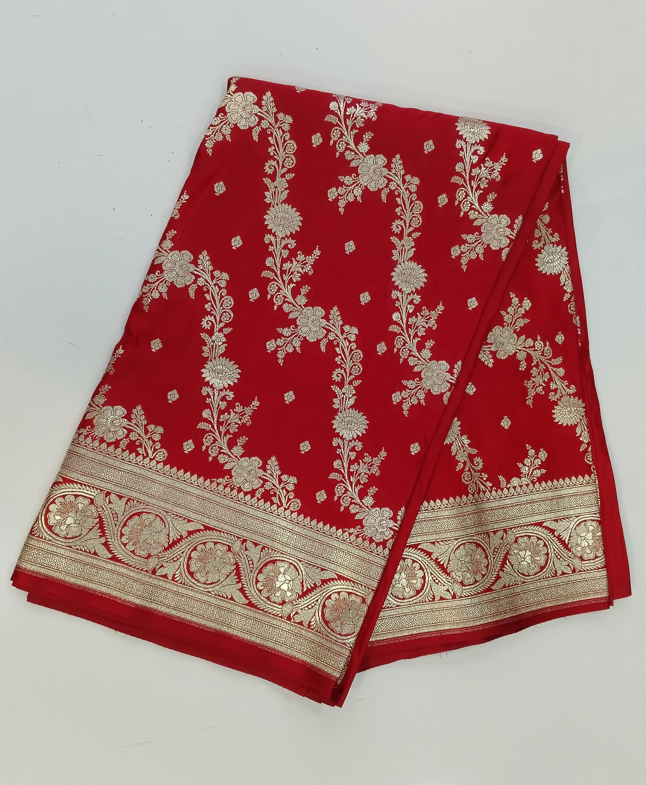 Banarasi Bridal Saree by - Timeless Elegance