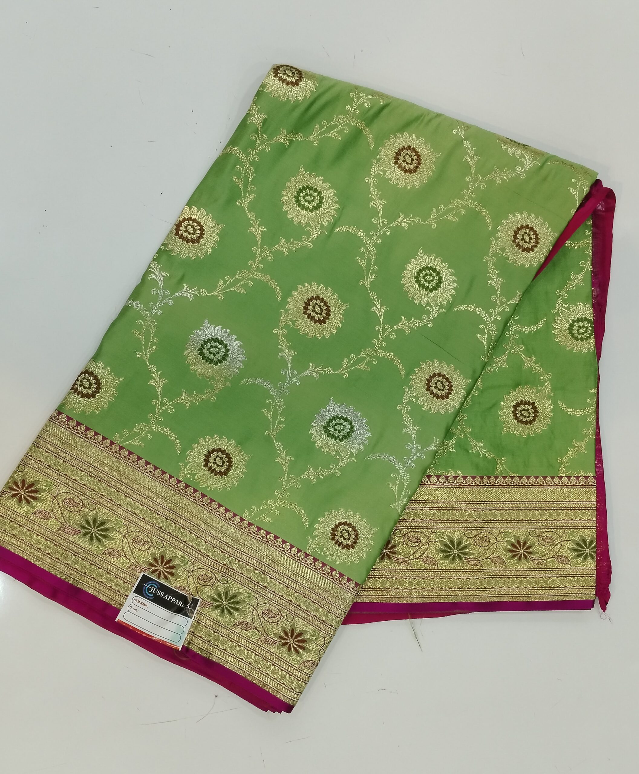 Elegant Banarasi Bridal Saree,Juss Apparels