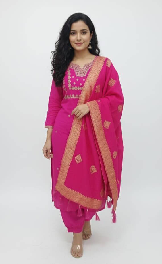 Kurti Set by Juss Apparels Elegant Ethnic